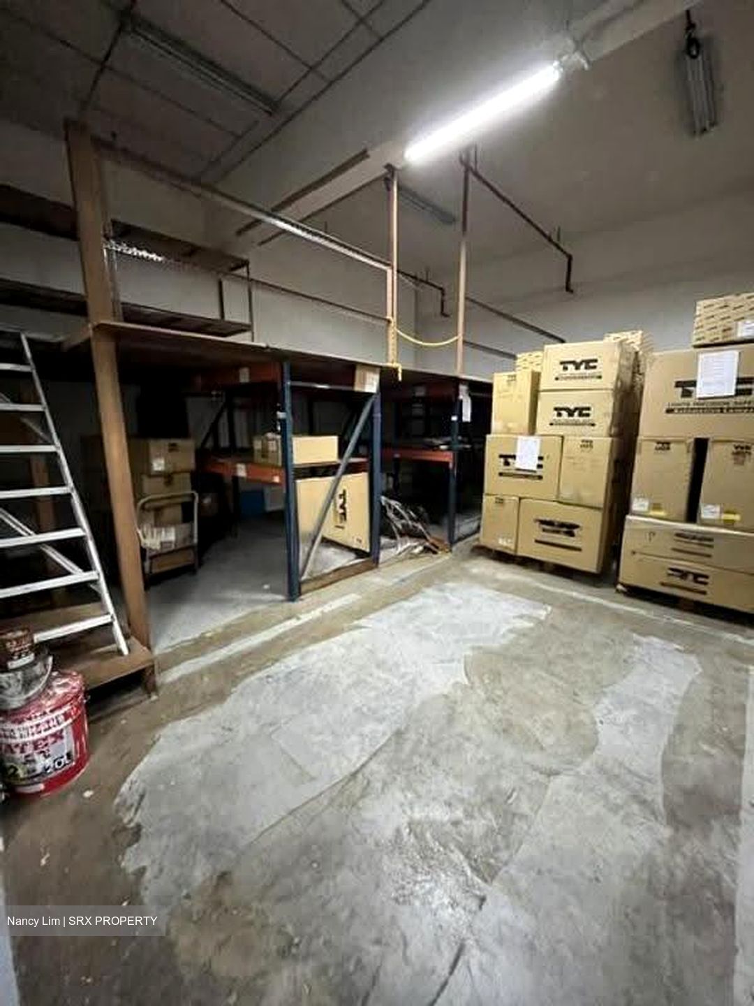 Tat Ann Building (D20), Factory #632375741